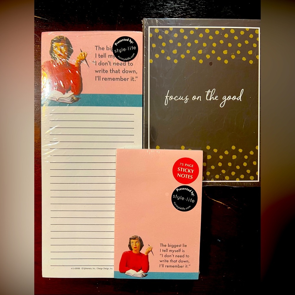 Style Life Notepad and Sticky Notes Set
